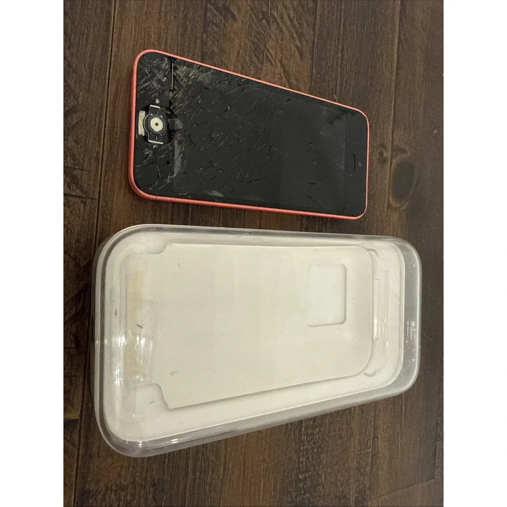 AS IS FOR PARTS Apple iPhone 5c A1532 Pink Broken Screen LTE Cellular Bluetooth